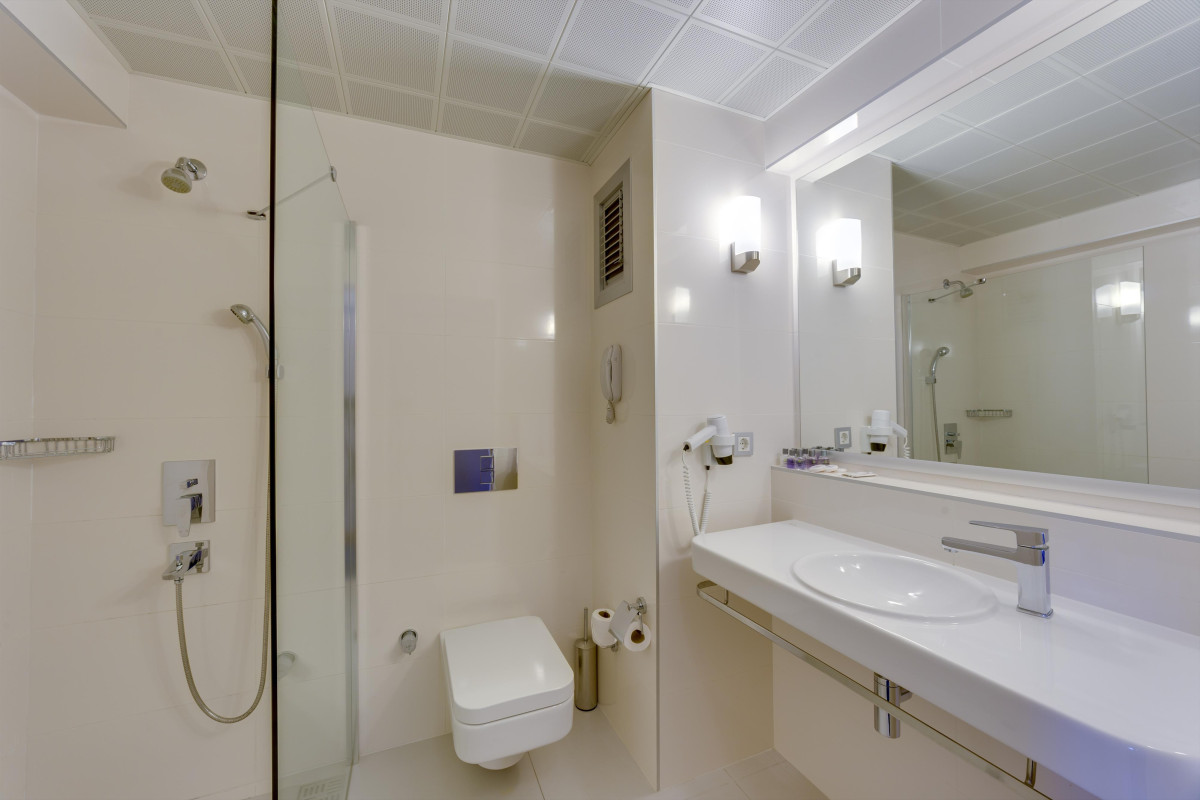 HOTEL GRAND EFE