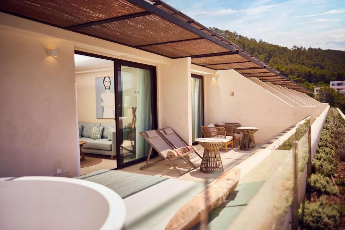 Cala San Miguel Hotel Ibiza, Curio Collection by Hilton