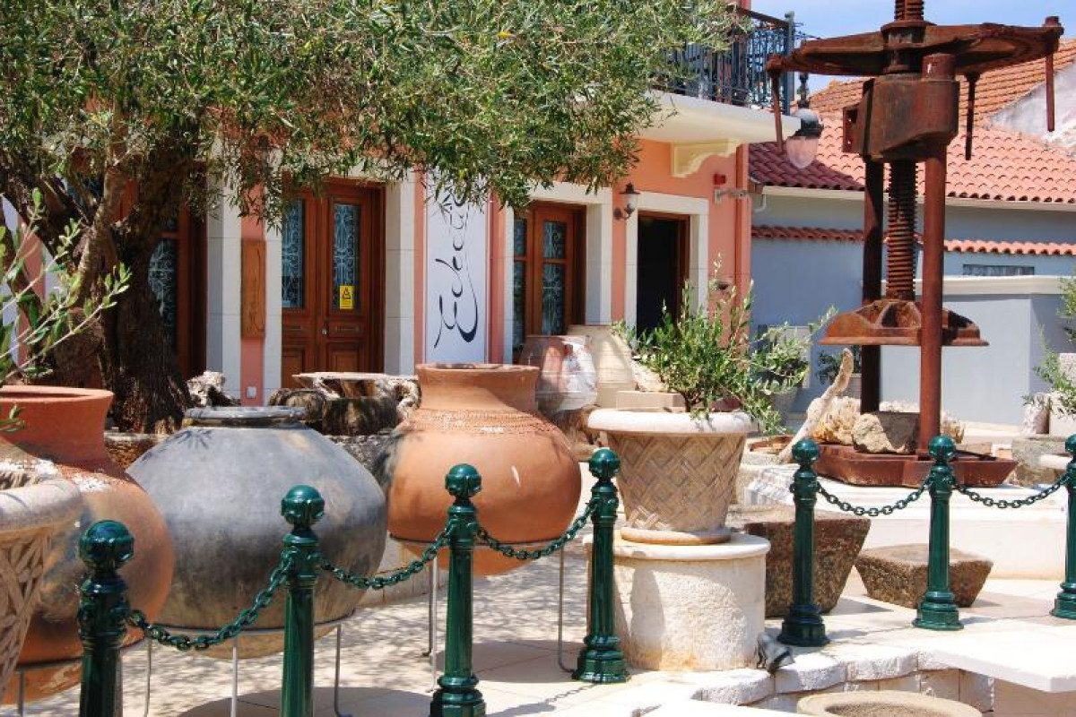 Balhambra Suites - Adults Only