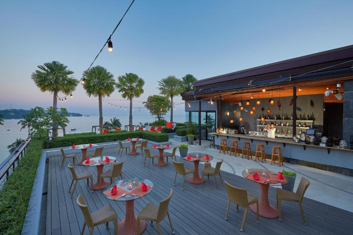 Bandara Beach Resort, Phuket