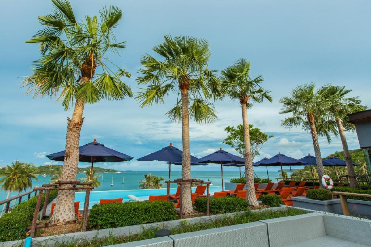 Bandara Beach Resort, Phuket