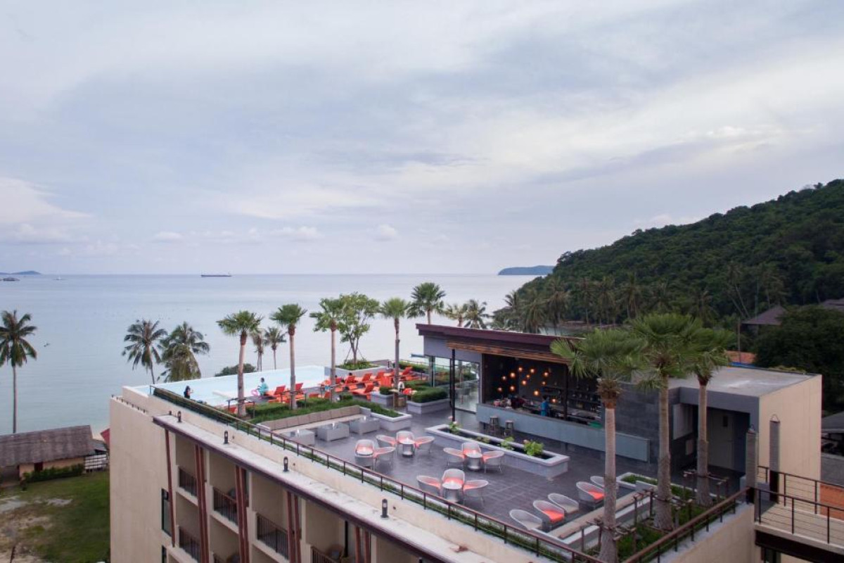 Bandara Beach Resort, Phuket