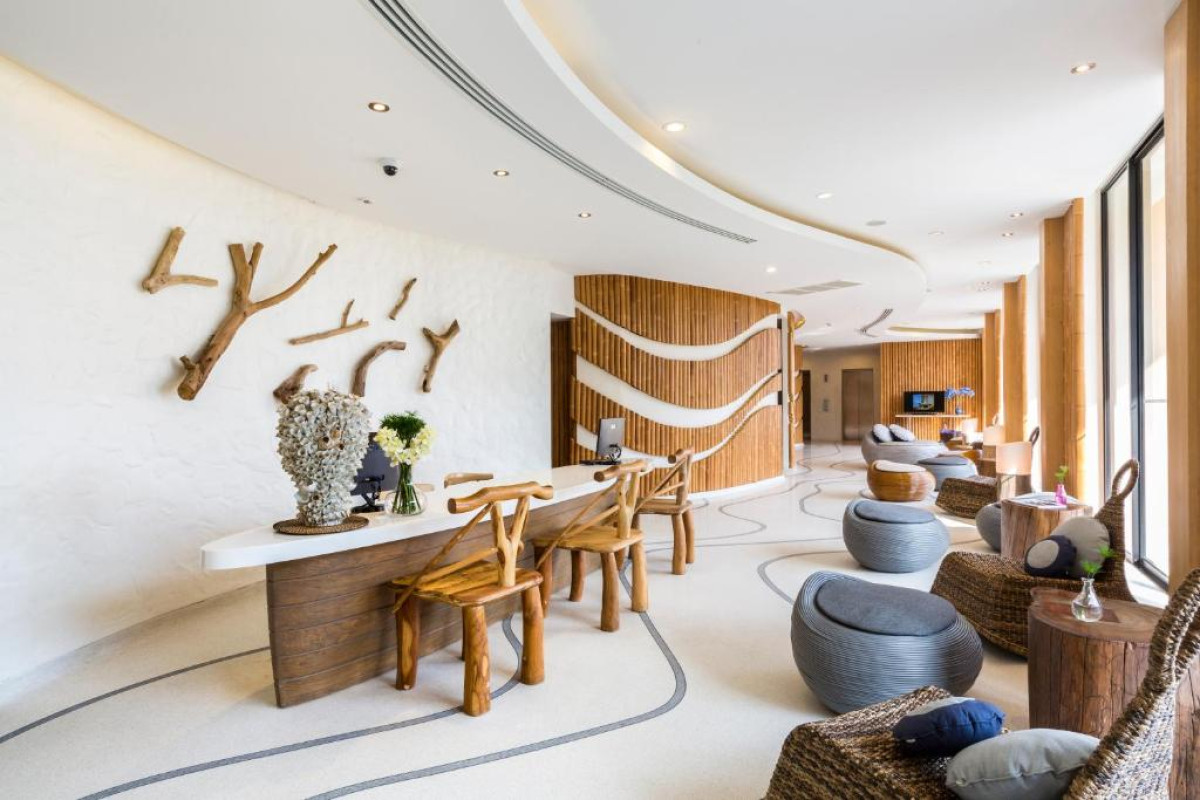 Bandara Beach Resort, Phuket