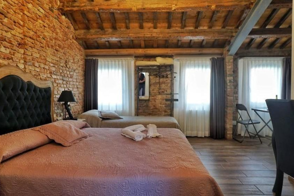 Barbara's Rooms