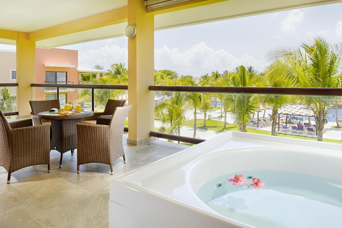 Hotel Barcelo Maya Beach