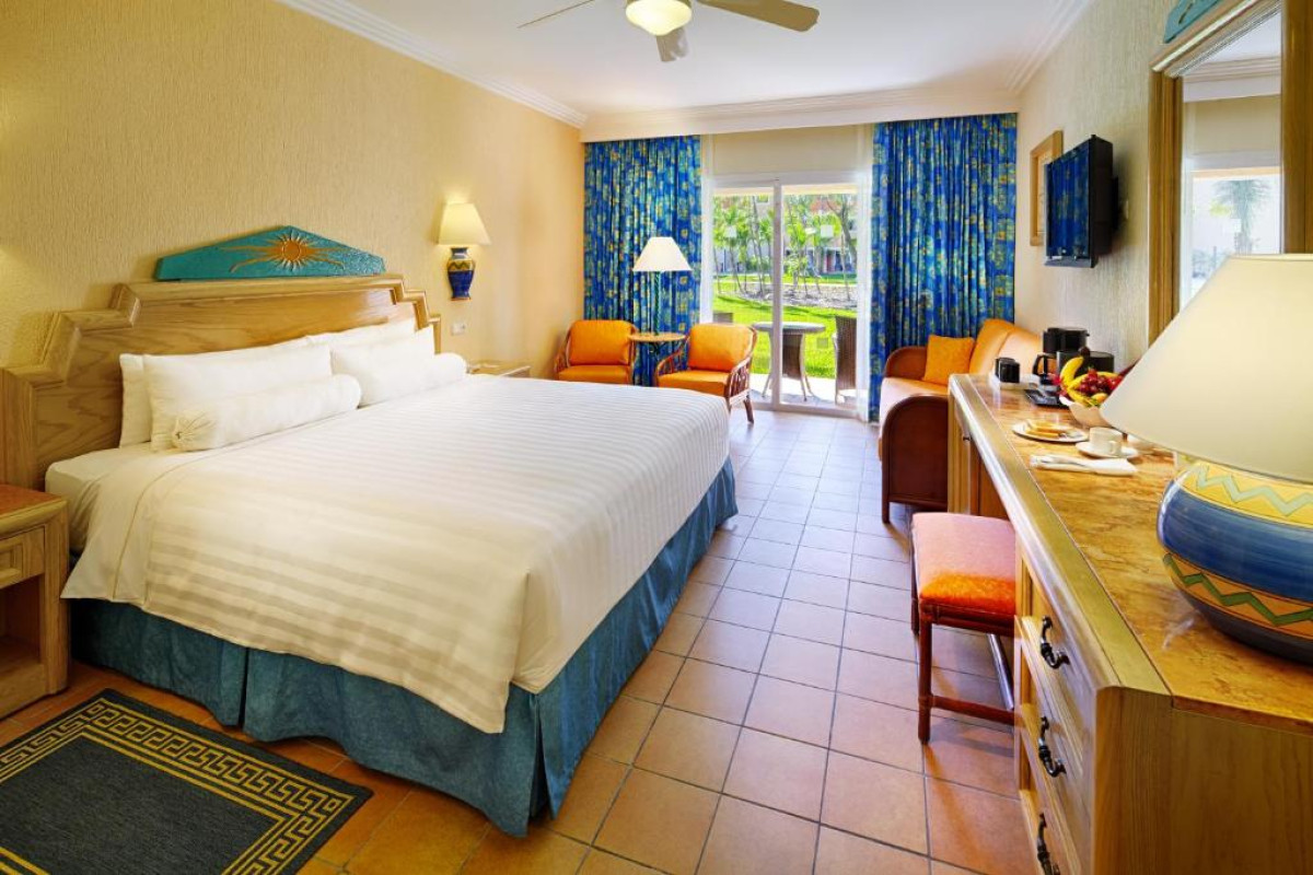 Hotel Barcelo Maya Beach
