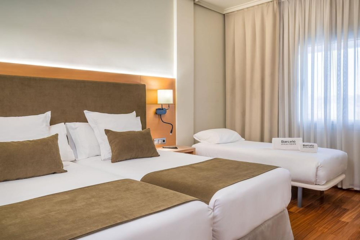 Barceló Murcia siete coronas
