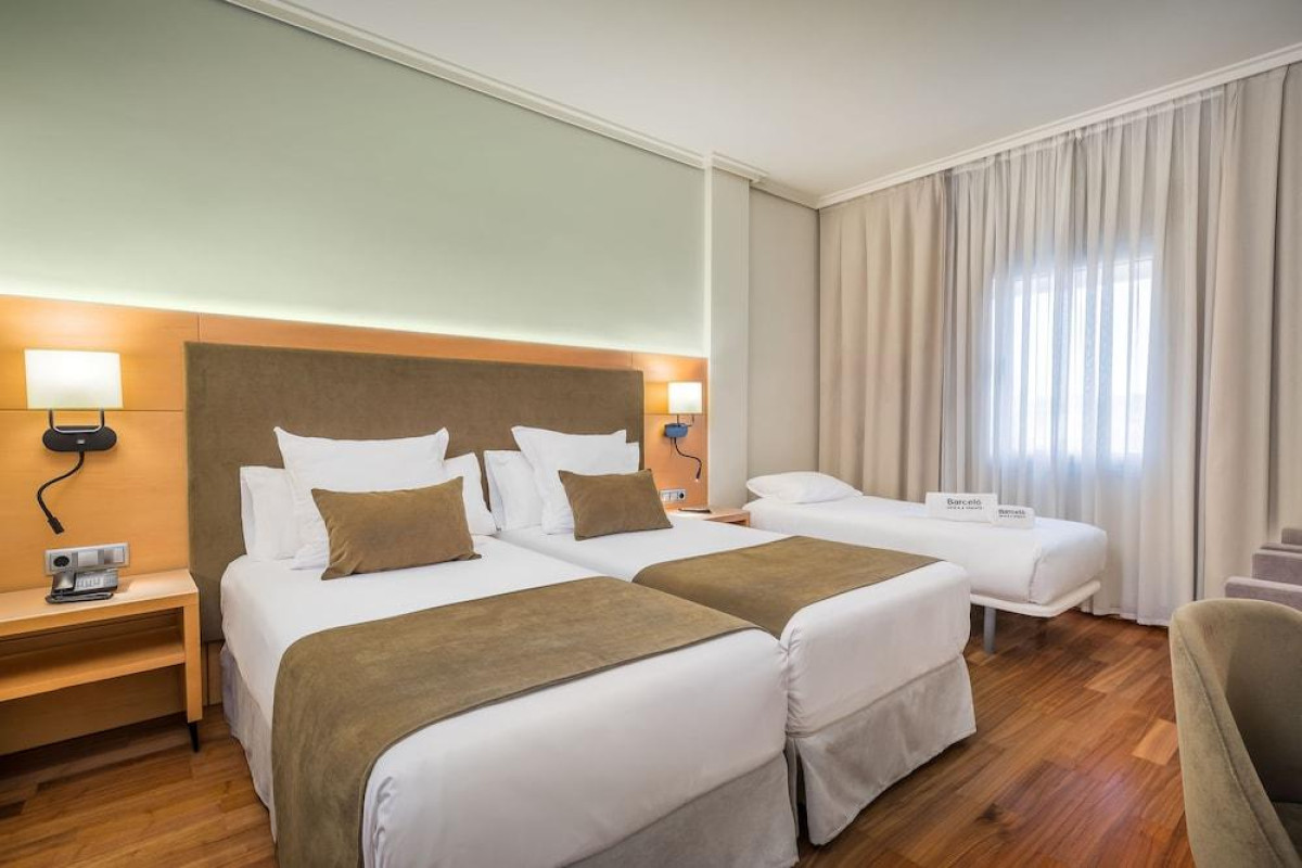 Barceló Murcia siete coronas