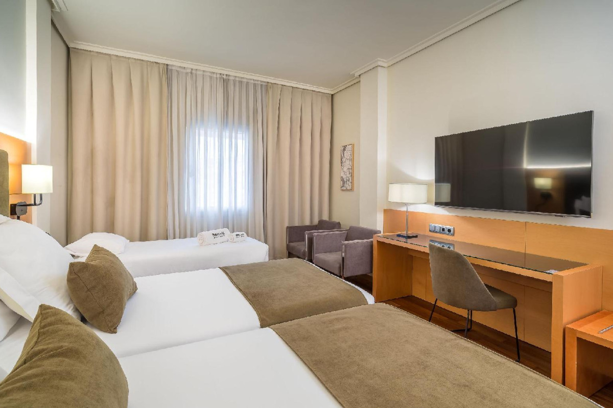 Barceló Murcia siete coronas