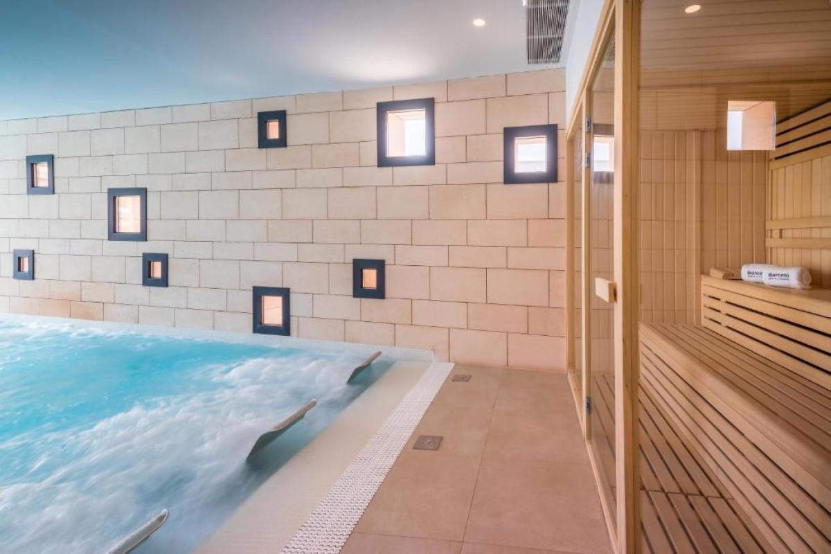Hotel Barcelo Nura