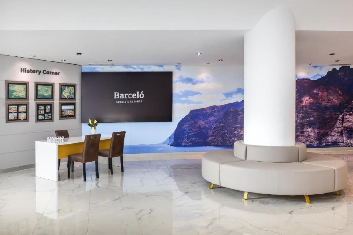 Hotel Barcelo Santiago - Adults Only