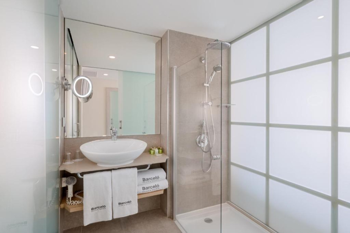 Hotel Barcelo Santiago - Adults Only