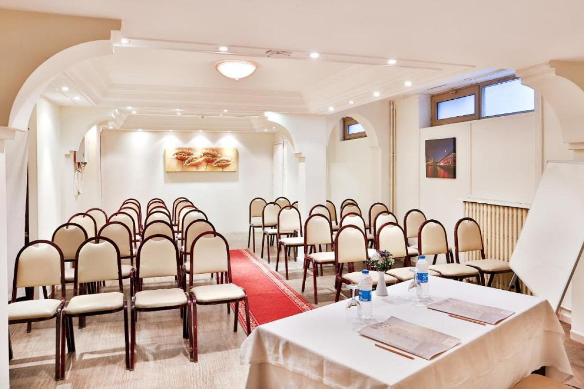 Barın Hotel