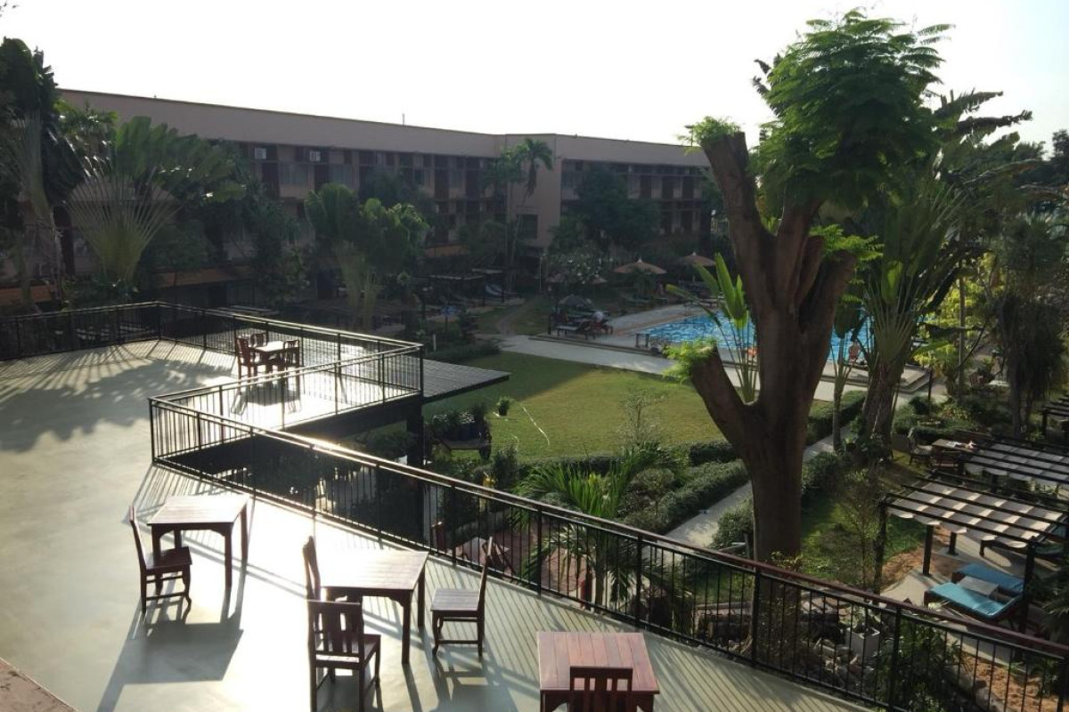 Basaya Beach Hotel  Resort