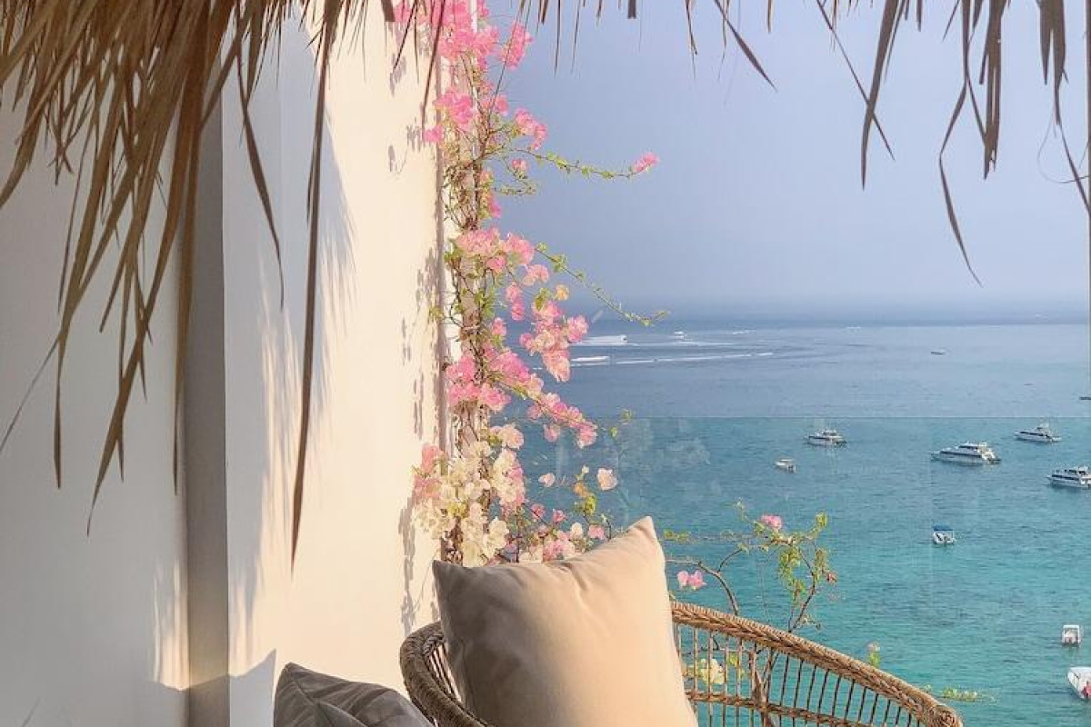 Batu Karang Lembongan Resort & Spa