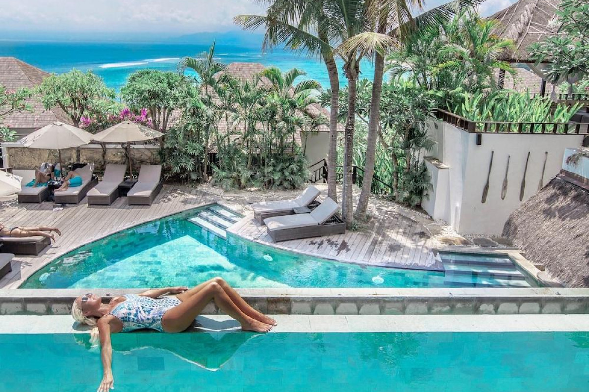 Batu Karang Lembongan Resort & Spa