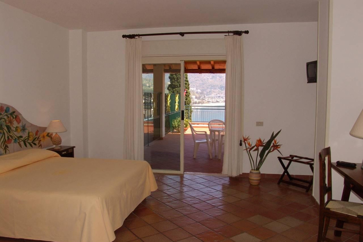 BAY PALACE MAZZARO