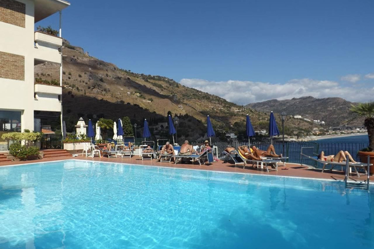 BAY PALACE MAZZARO