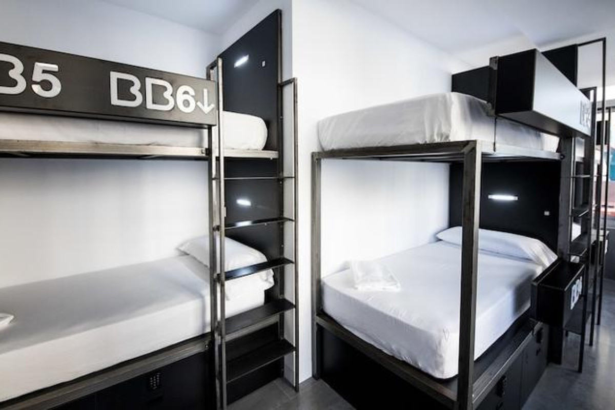 Bea Beach Hostel