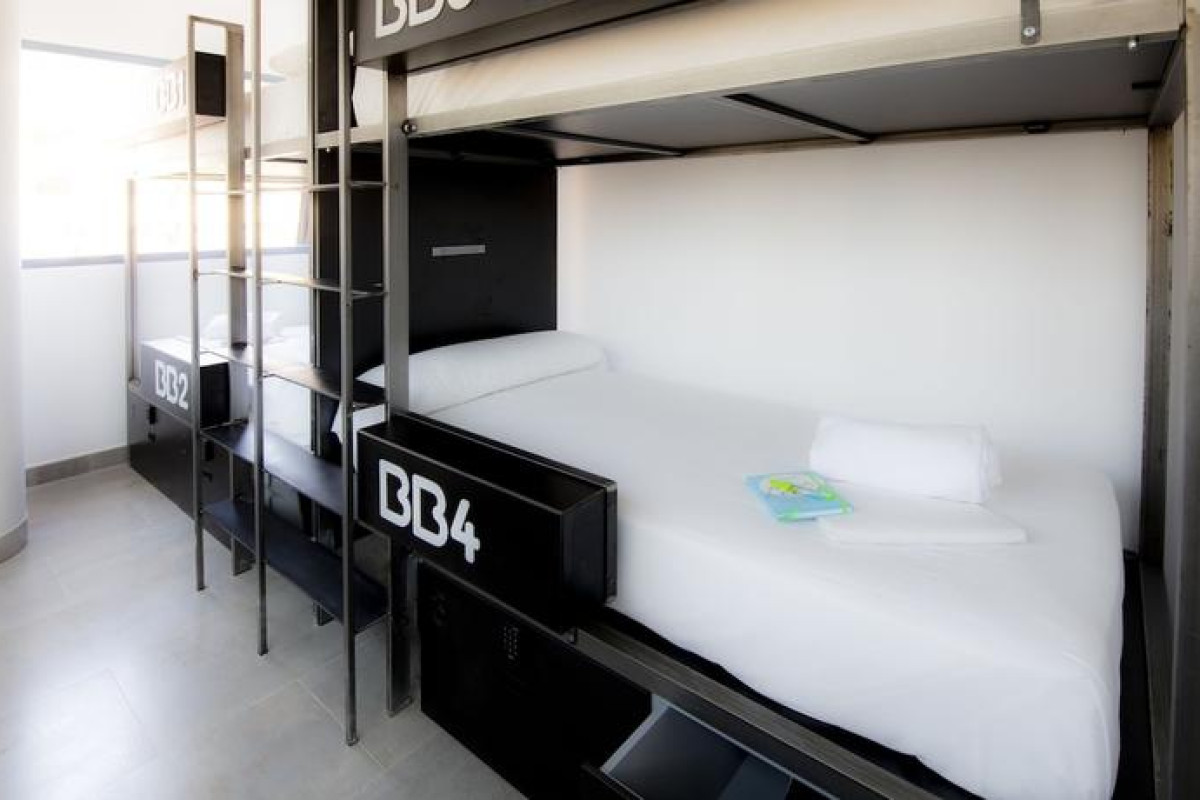 Bea Beach Hostel