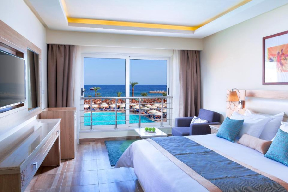 ALBATROS BEACH RESORT