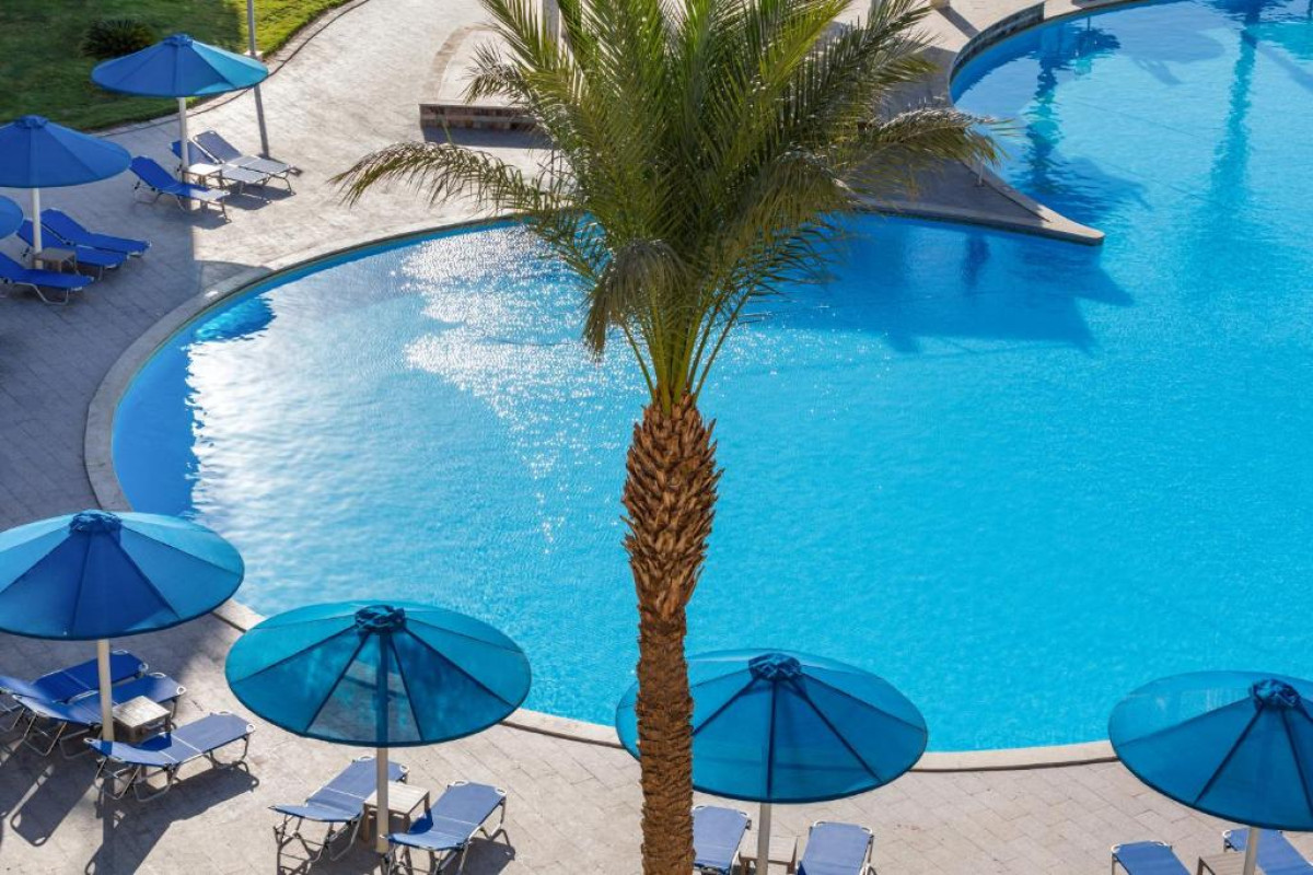 ALBATROS BEACH RESORT