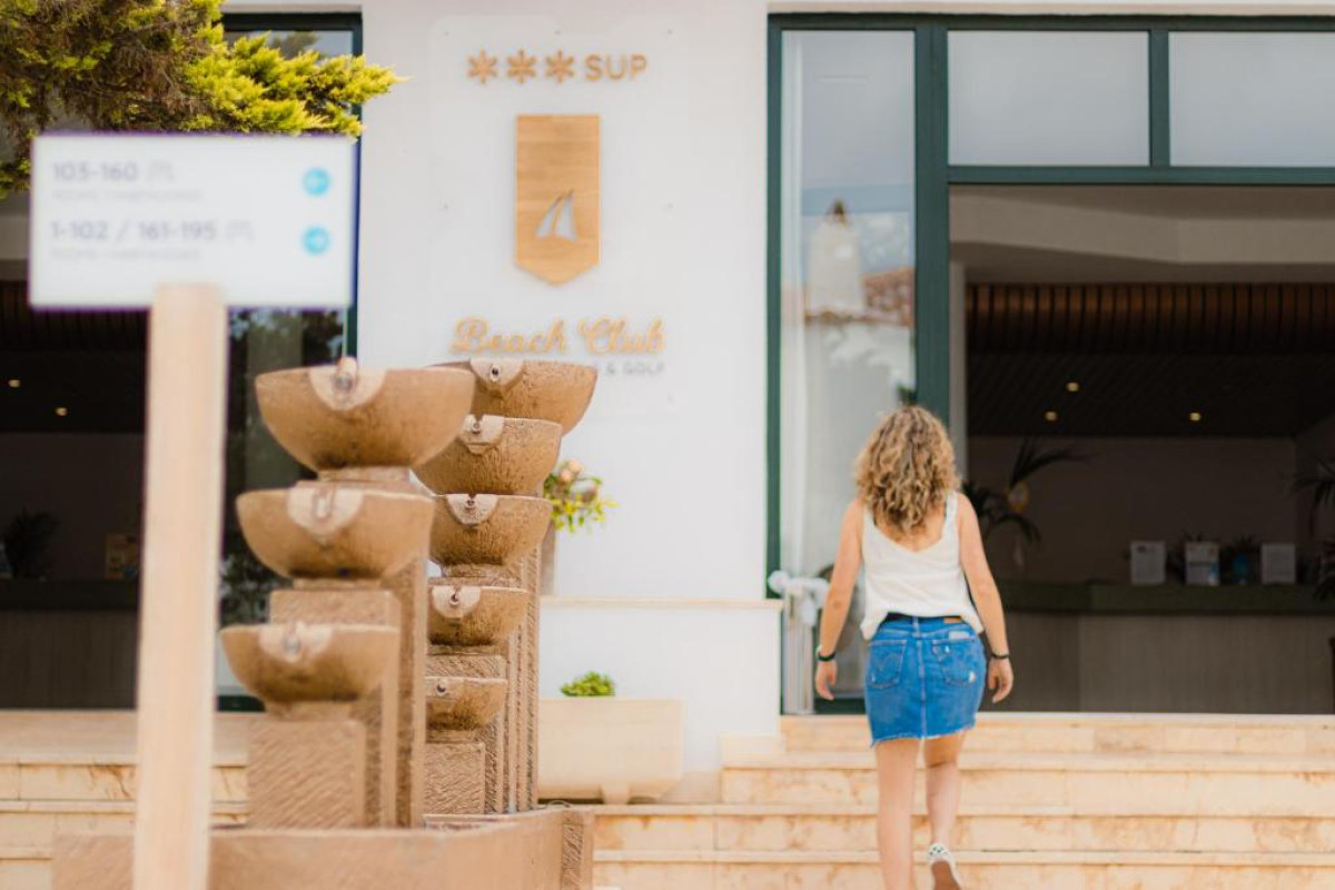 Beach Club Menorca