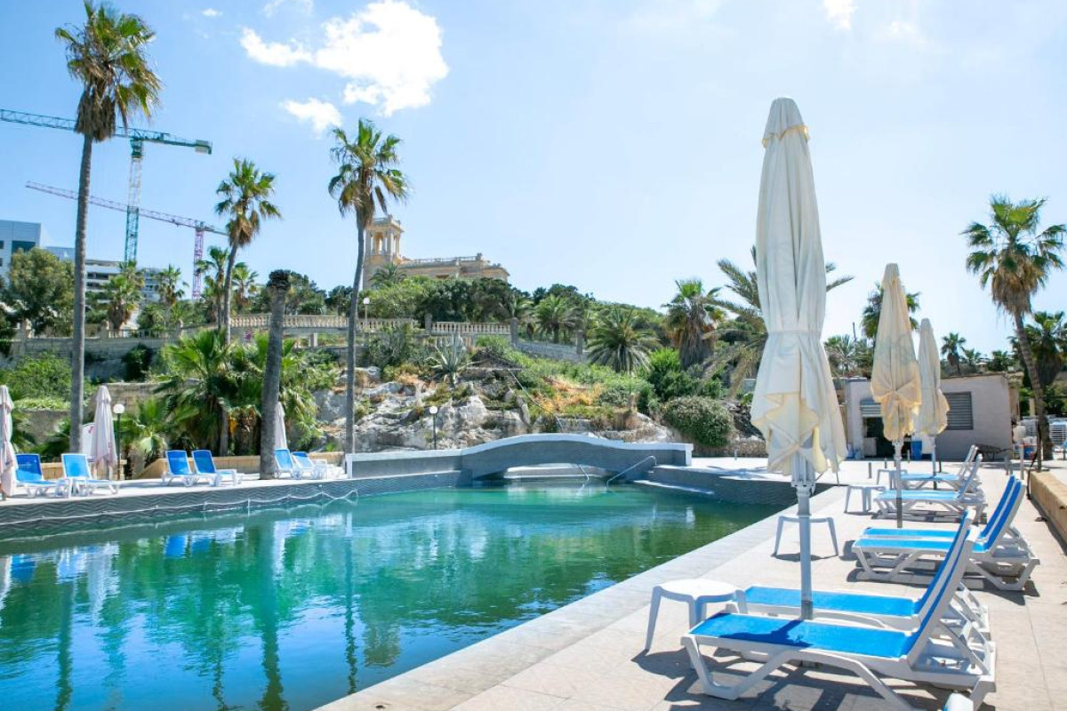 Beach Garden Hotel