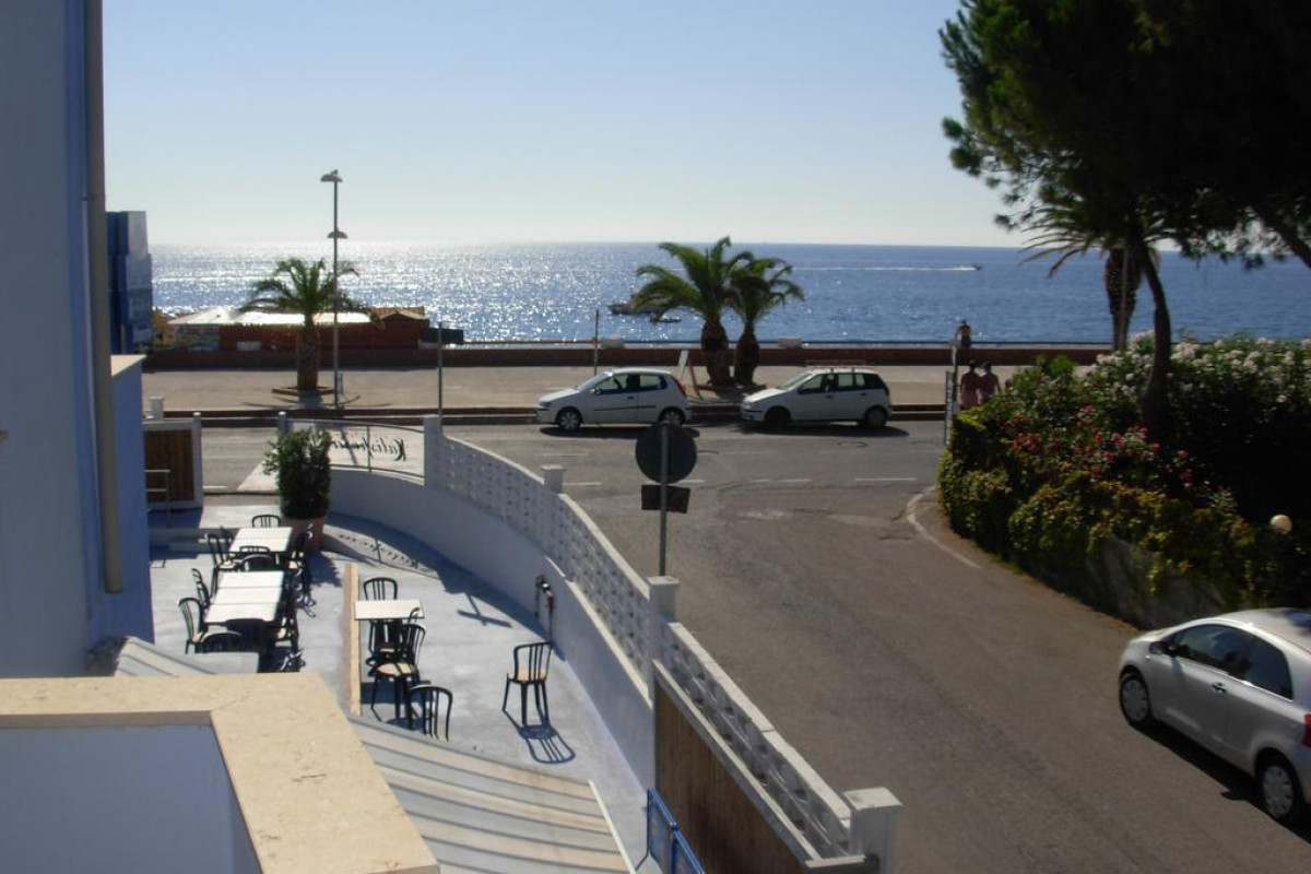 Beach Hotel