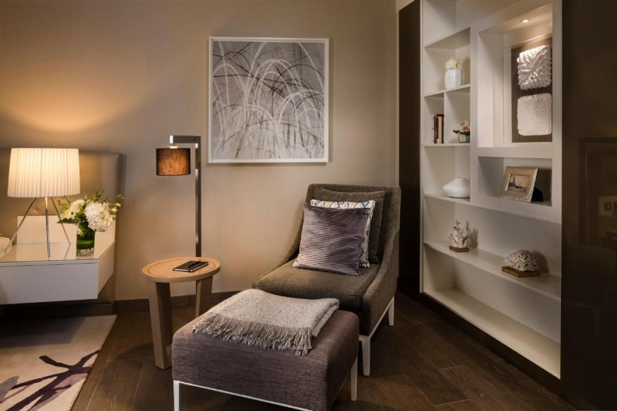 Beach Rotana Residences