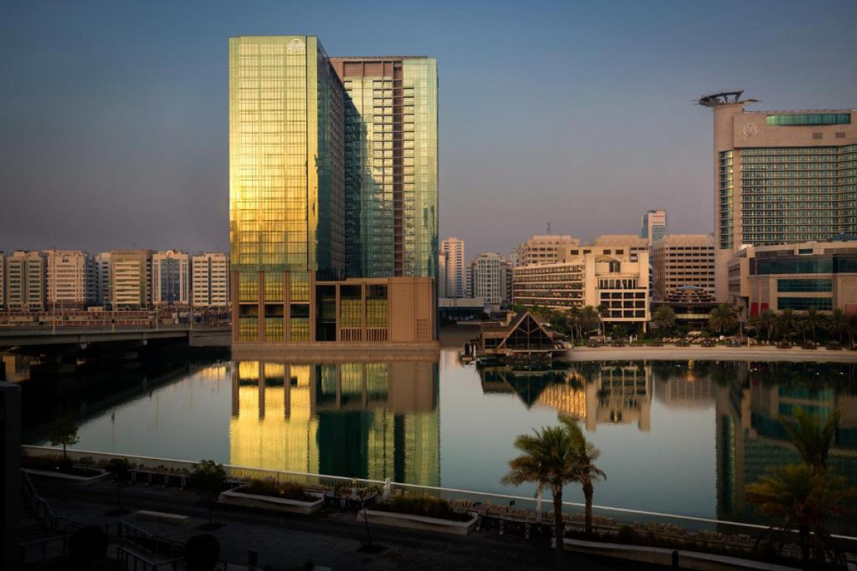 Beach Rotana Residences
