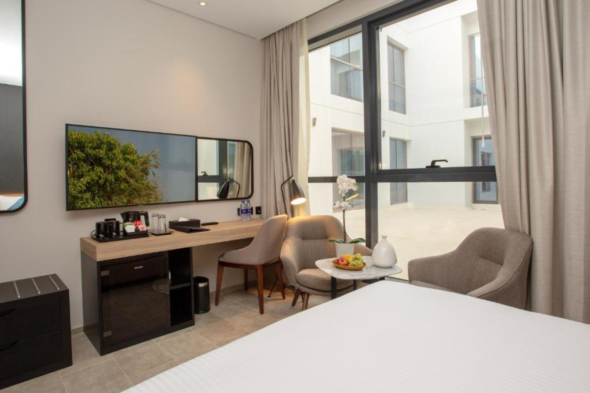 BEACH WALK HOTEL