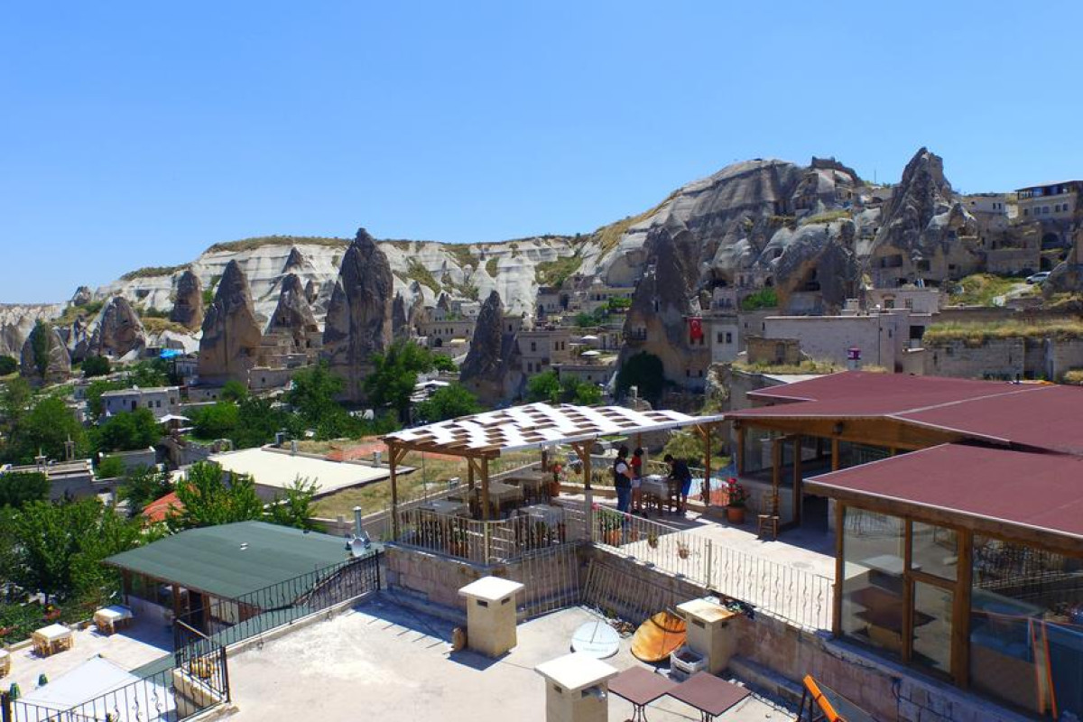 BEDROCK CAVE HOTEL