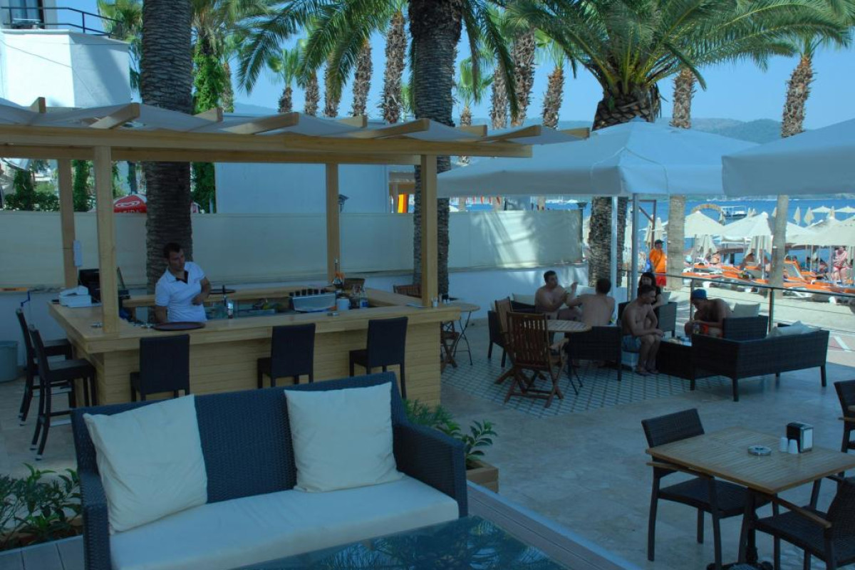 BEGONVILLE BEACH MARMARIS