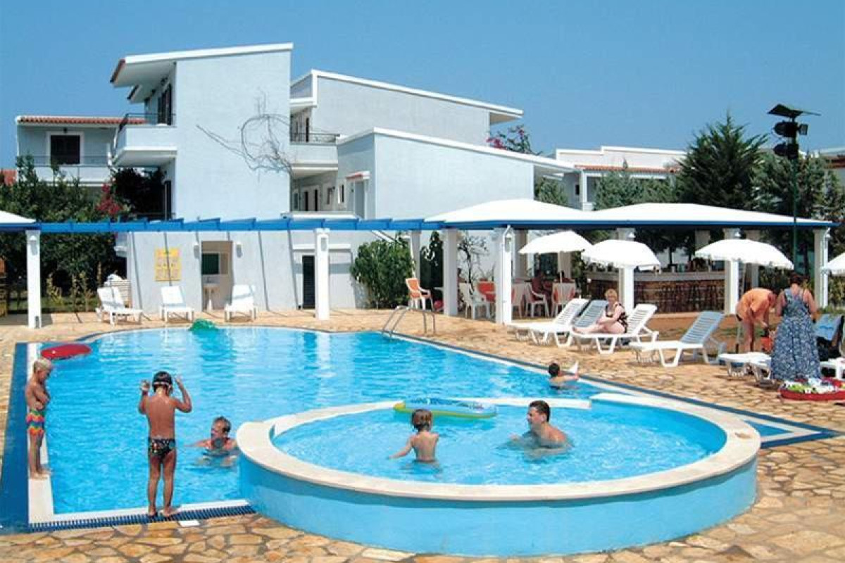 BEIS BEACH