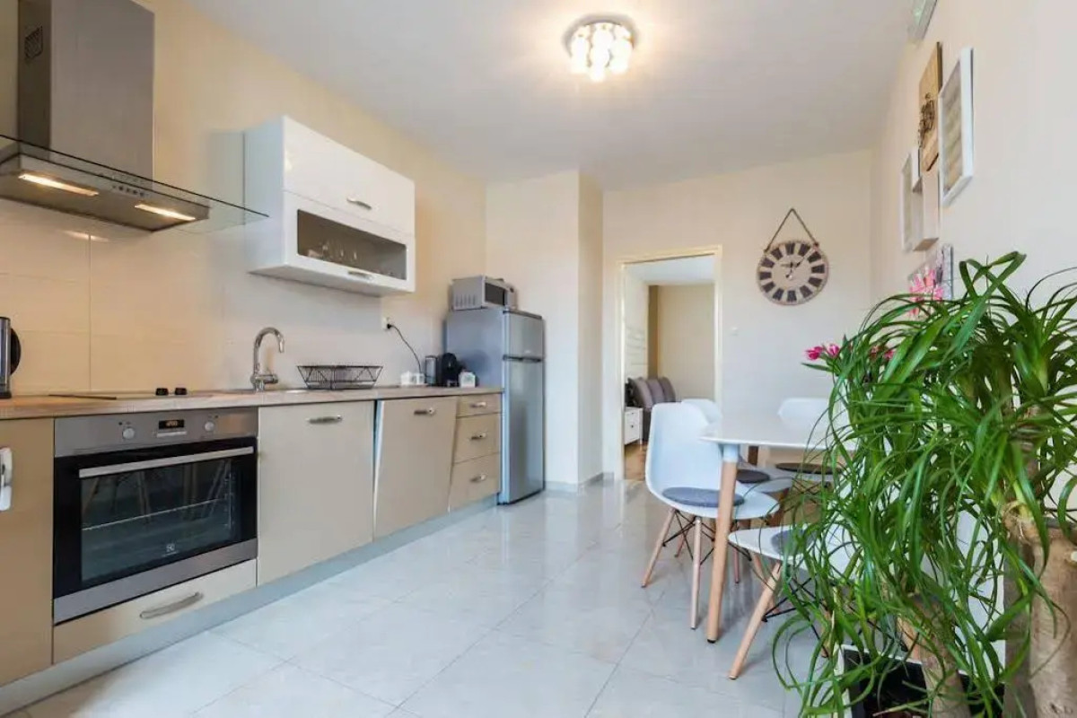 BELL APARTMENT