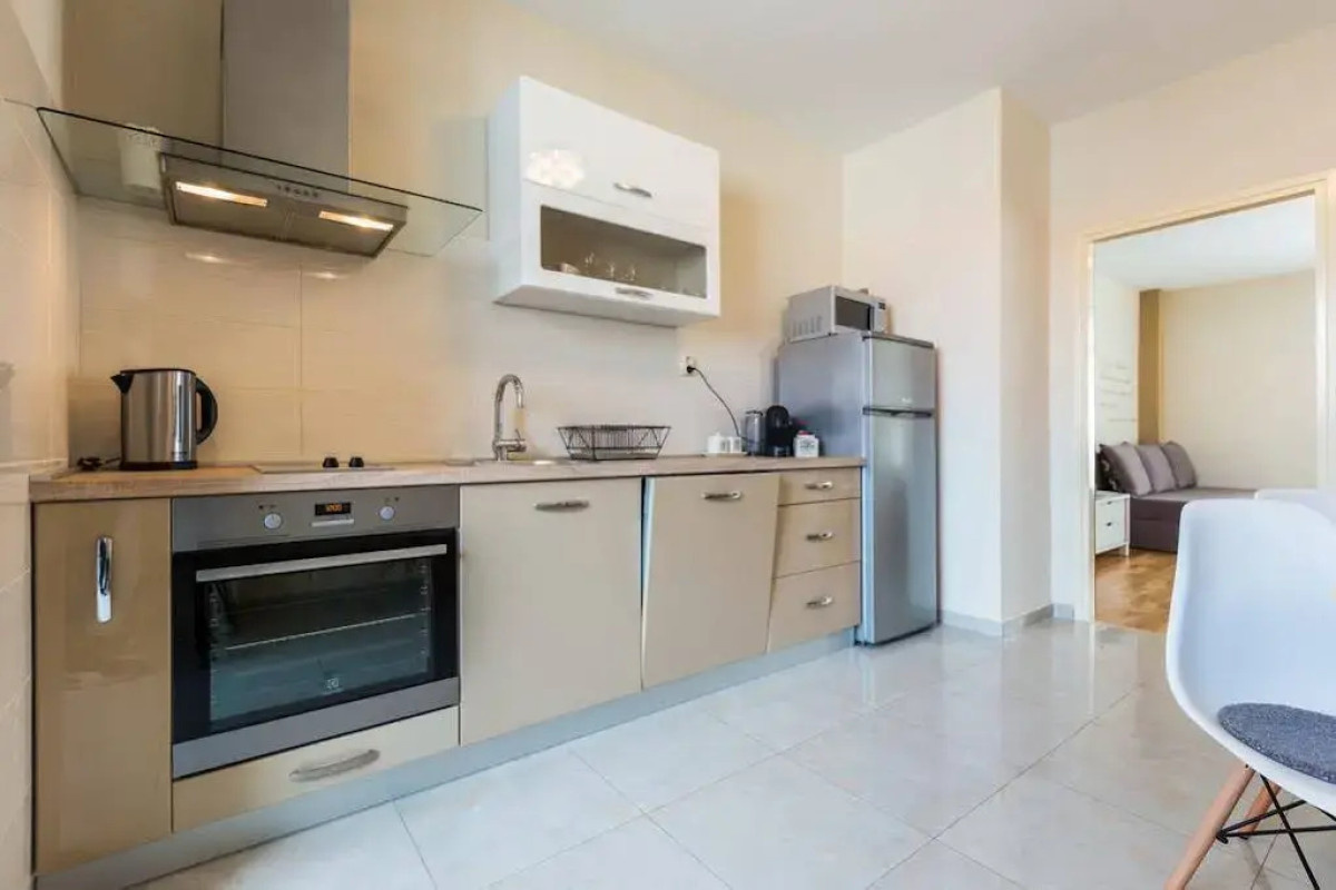 BELL APARTMENT