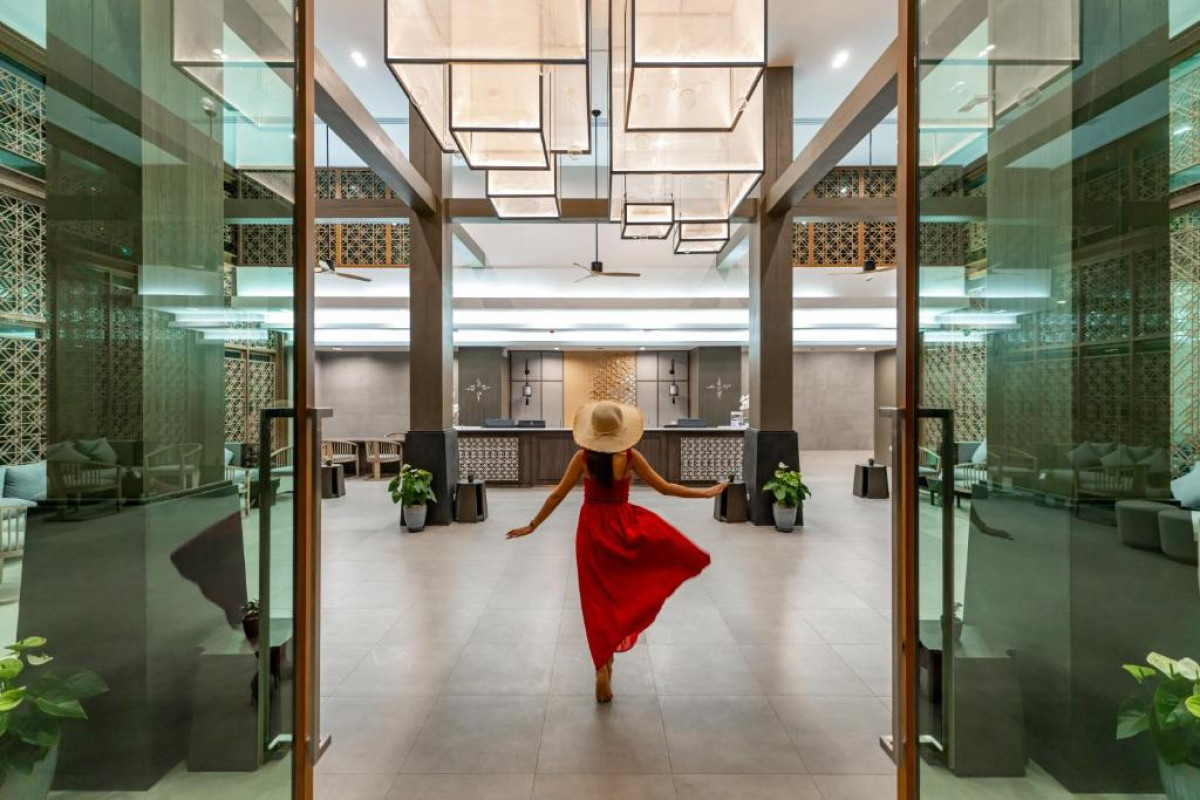 Hotel Bella Nara Phuket Naiyang Beach