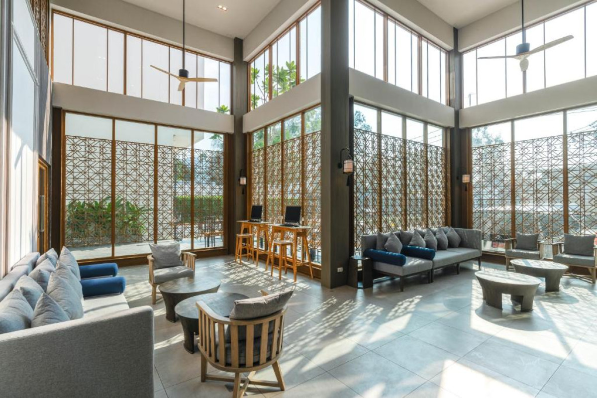 Hotel Bella Nara Phuket Naiyang Beach