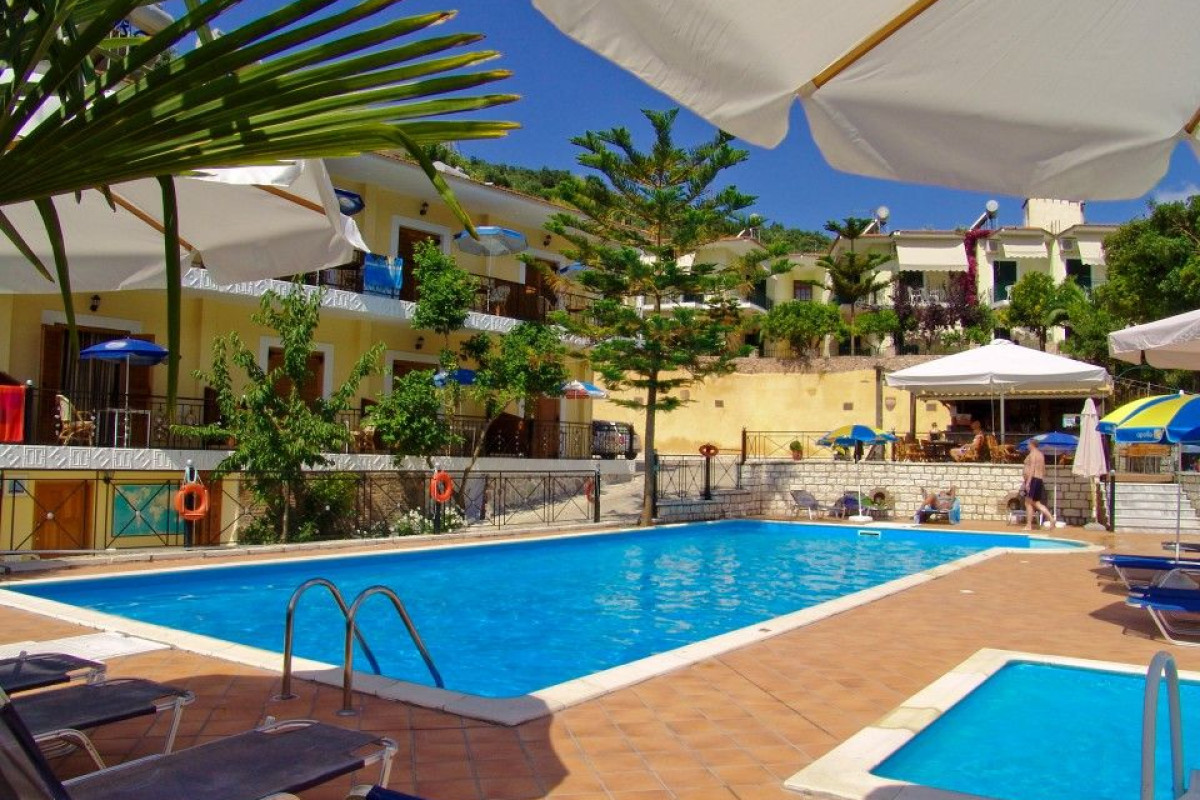 Bella Vista Hotel & Apartments