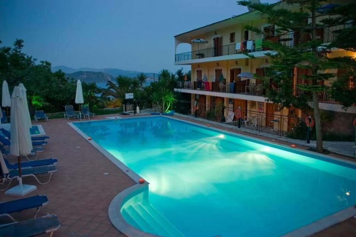Bella Vista Hotel & Apartments