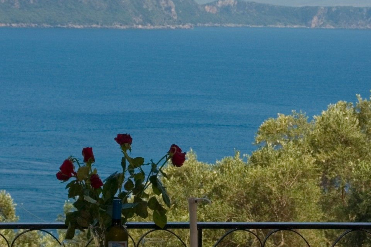 Bella Vista Hotel & Apartments