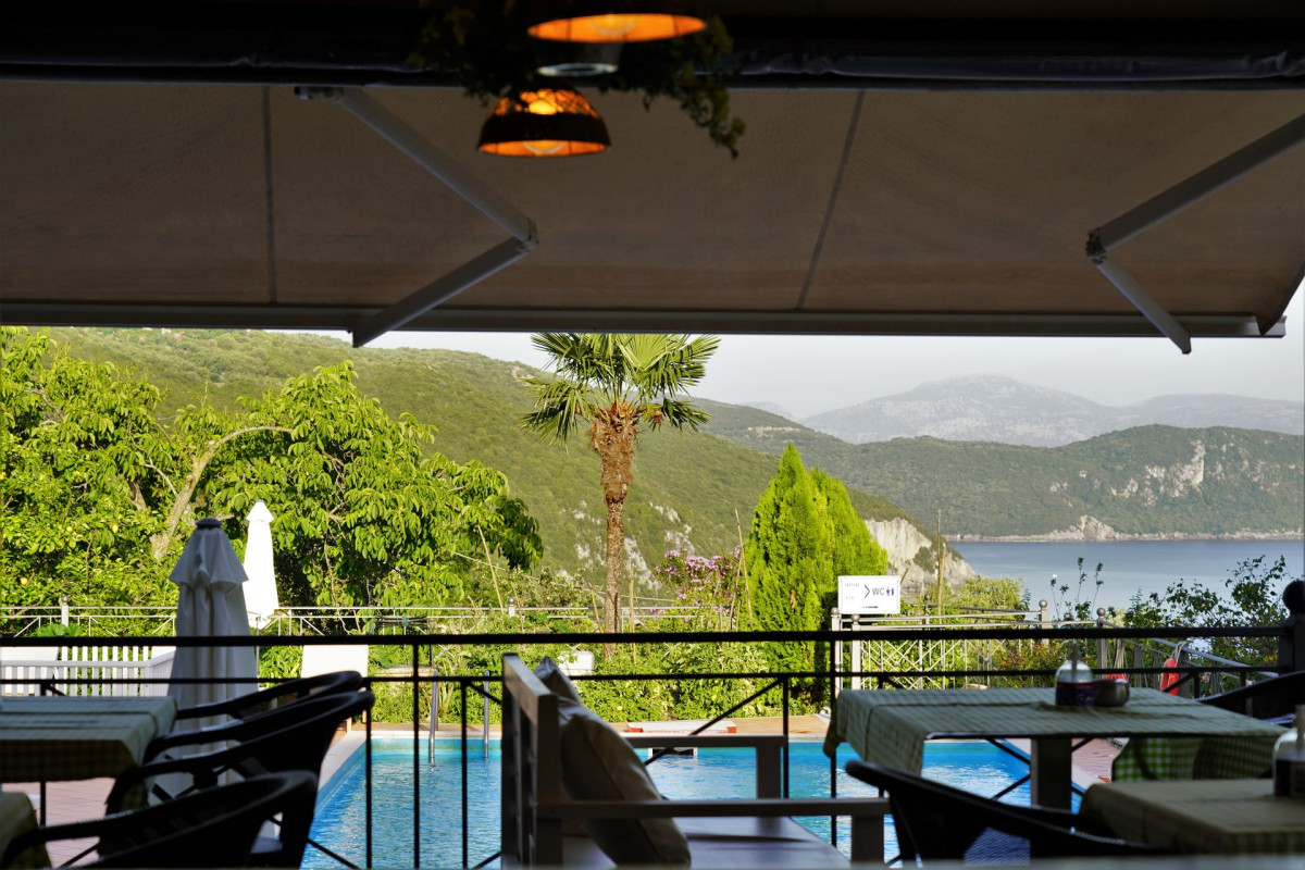 Bella Vista Hotel & Apartments