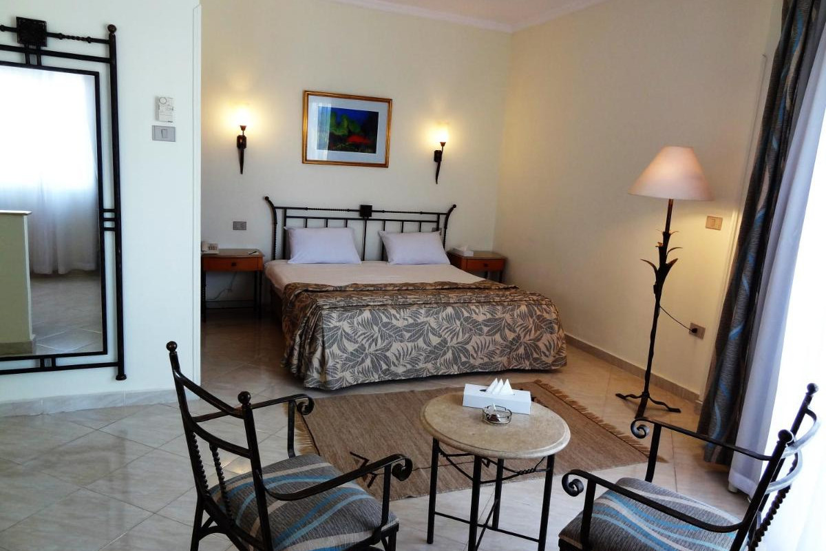 BELLA VISTA HOTEL & RESORT