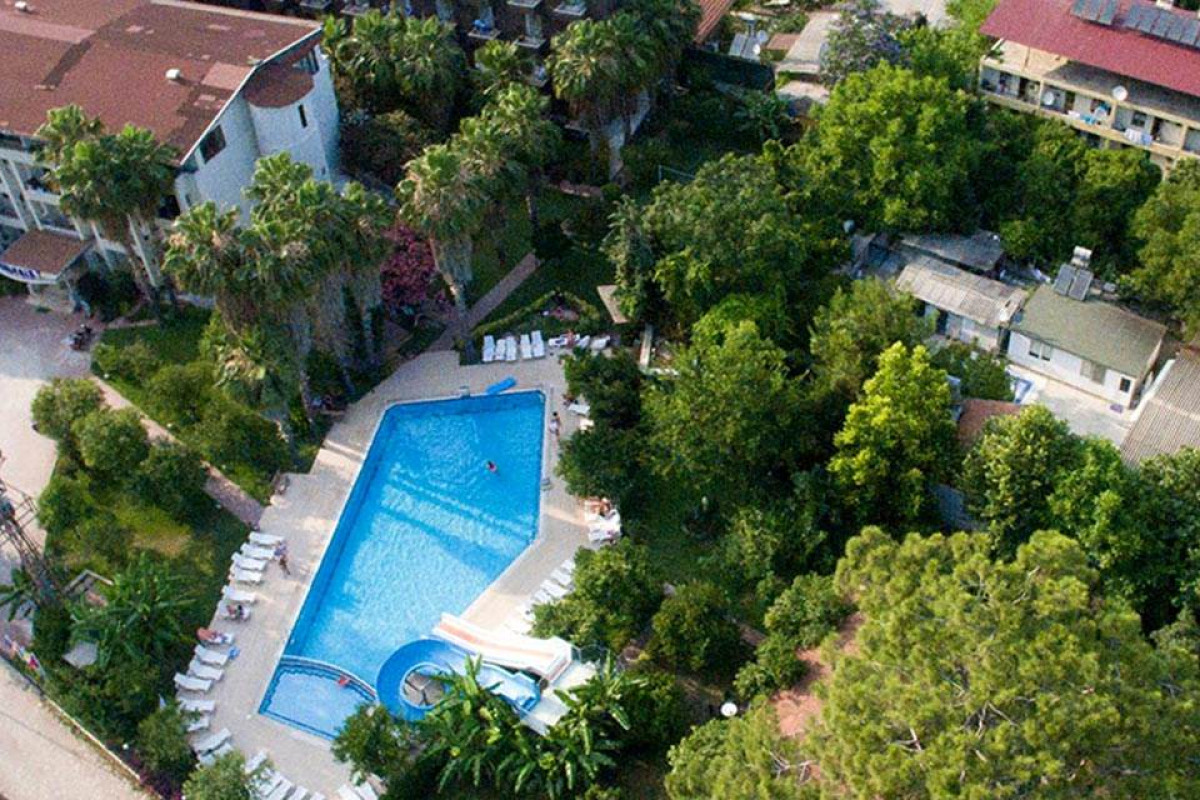 BELPOINT BEACH HOTEL