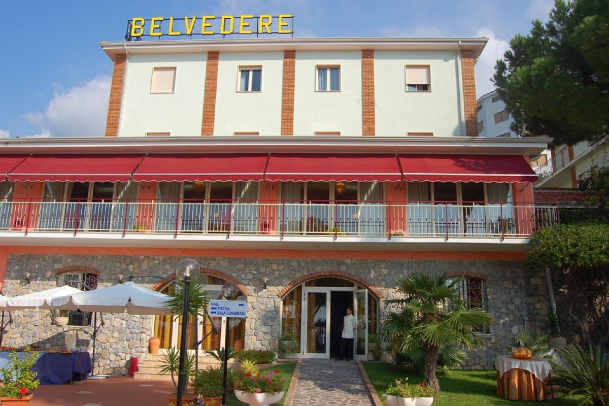 Belvedere Club Hotel