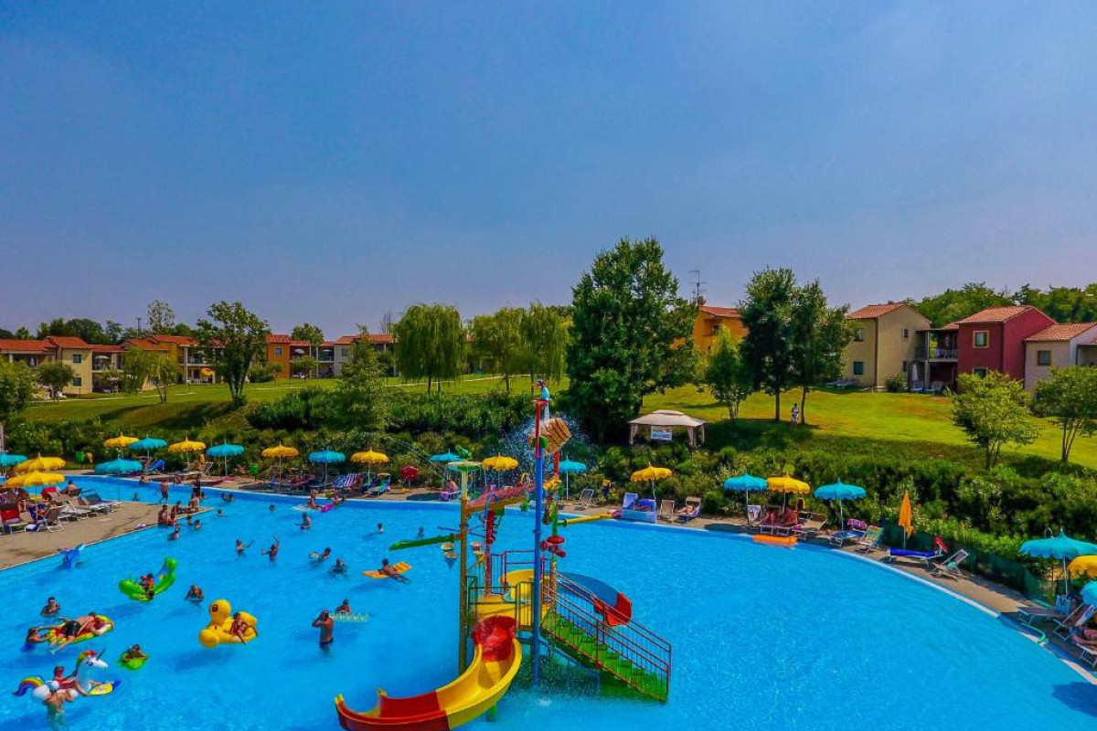 Belvedere Village