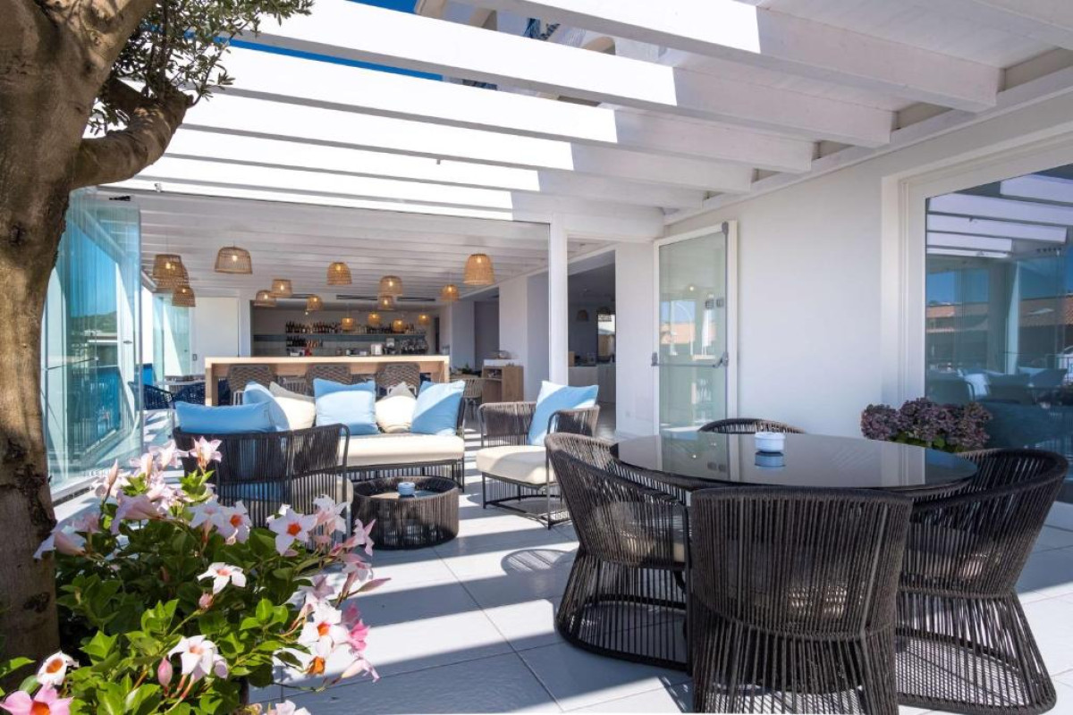 BEST WESTERN HOTEL BLUMAREA