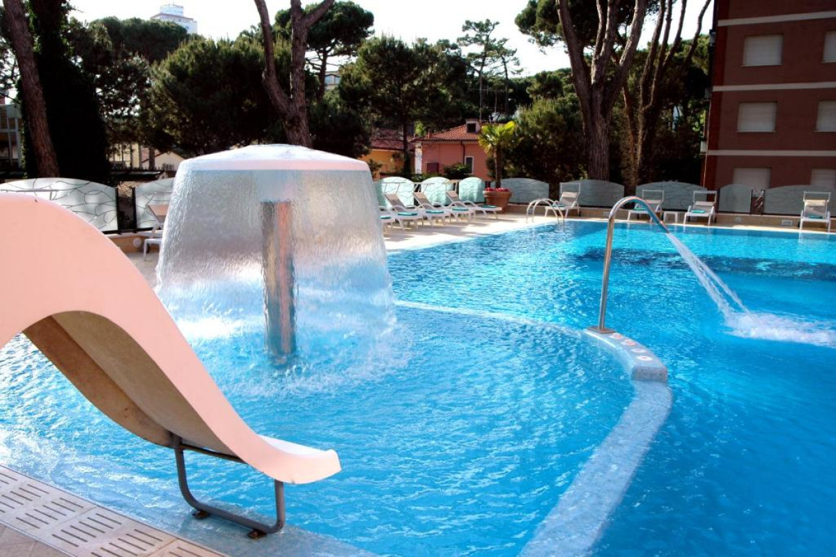 Best Western Hotel Globus