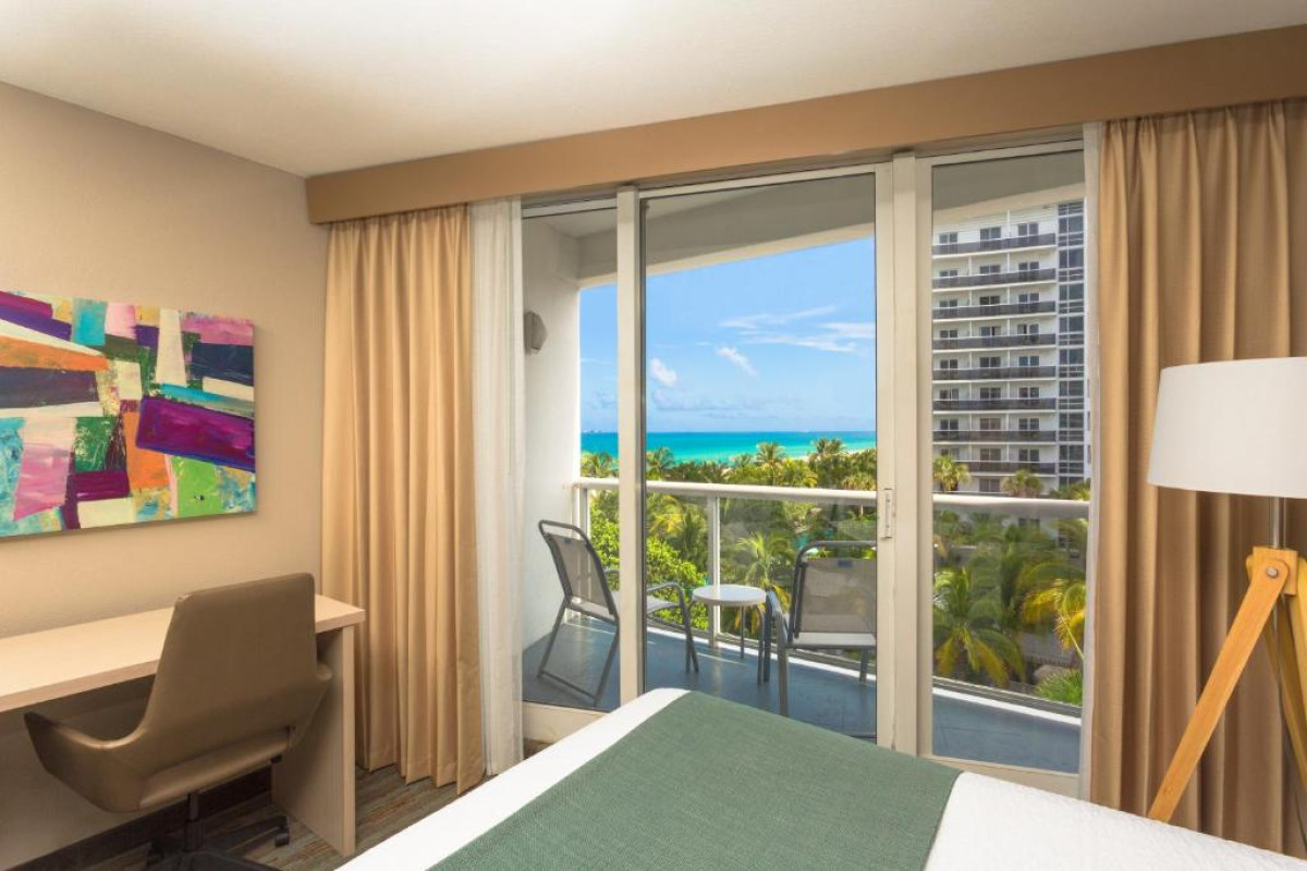 Best Western Plus Atlantic Miami Beach
